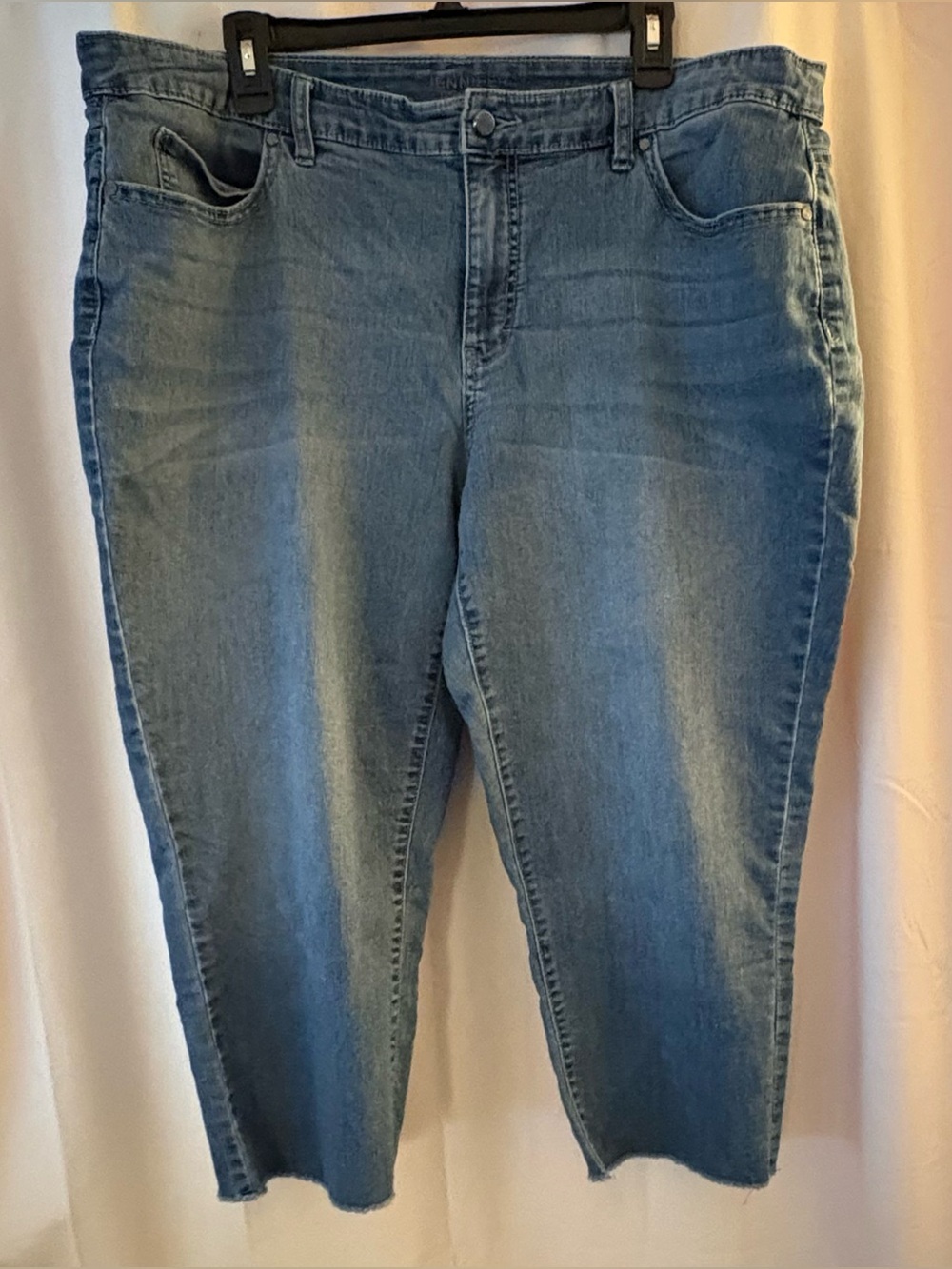 Jennifer Lopez Women’s Plus Size Stretch Denim Jeans, Raw Hem, Zip Fly; Size 18W